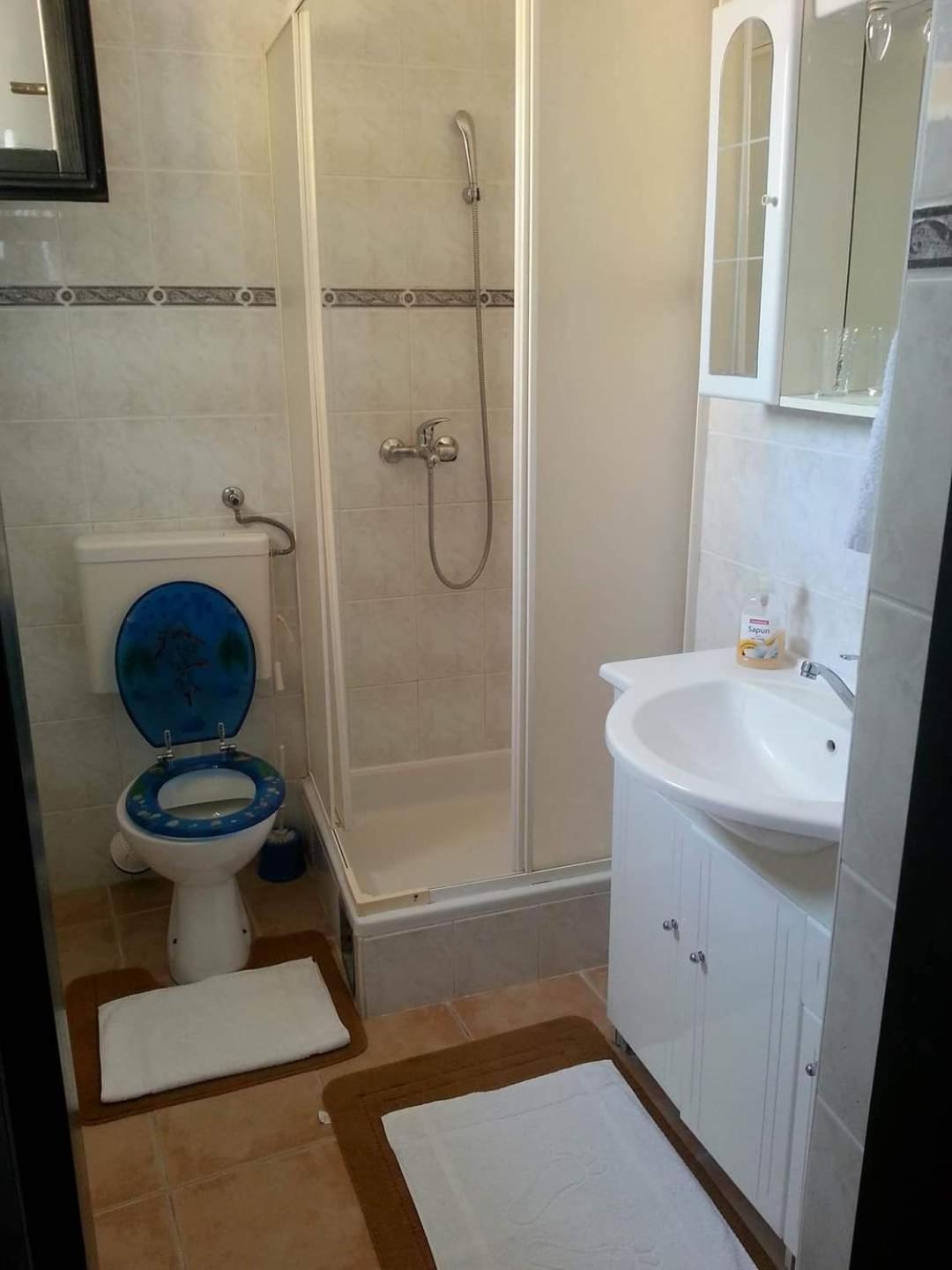 Apartmani Linda Vodice Exterior photo